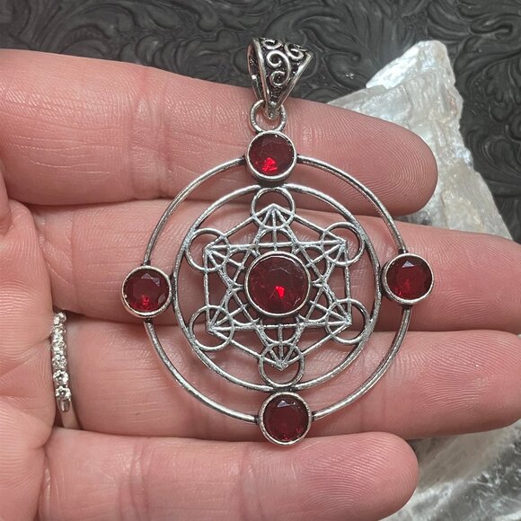 Faceted Garnet Metratrons Cube Sacred Geometry Pendant (55 7250) - Picture 3 of 9